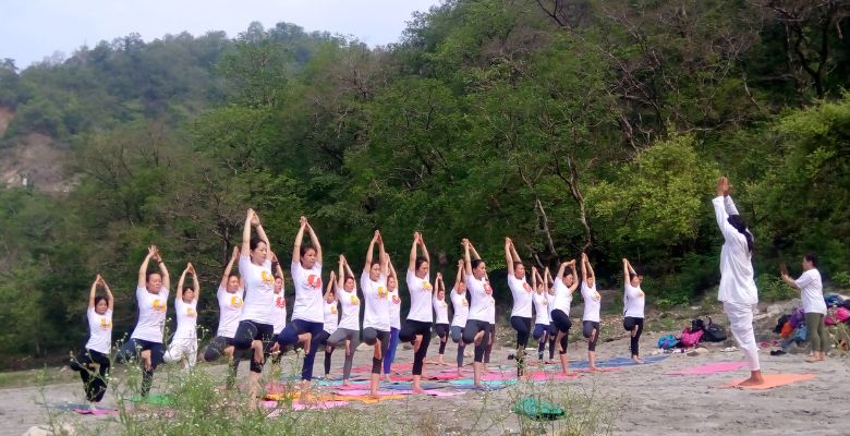 100-hours-yoga-teacher-training-in-rishikesh